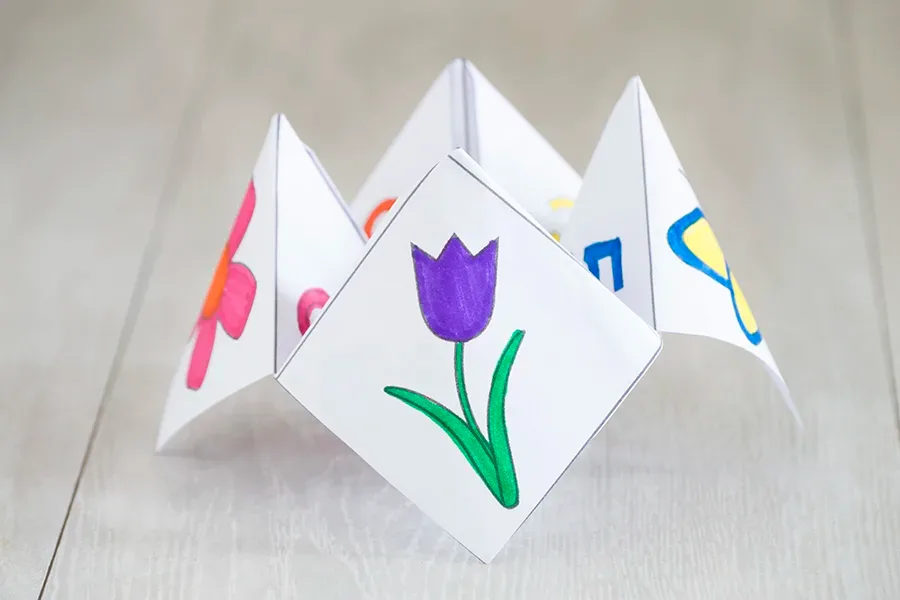 Handmade Mother's Day cards from the kids: Cootie Catcher at Homan at Home