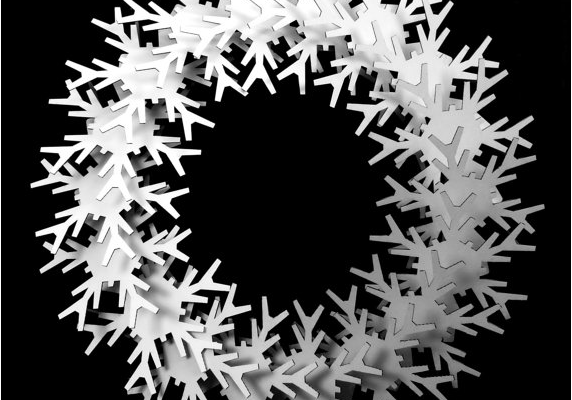 Cardboard snowflake wreath | Cool Mom Picks