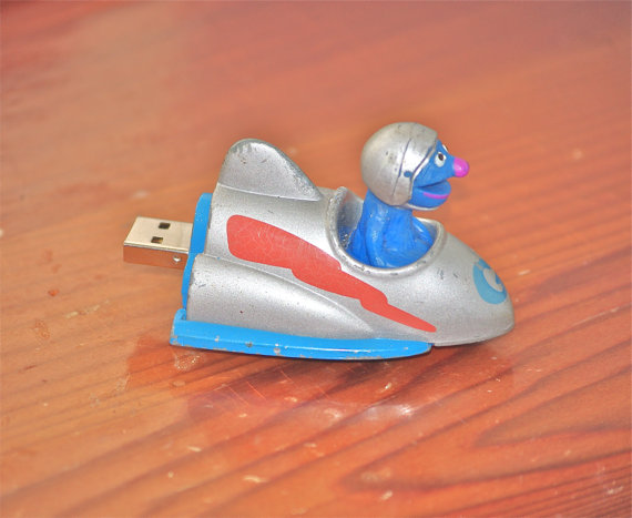 Vintage-upcycled-toys-turned-into-flash-drives