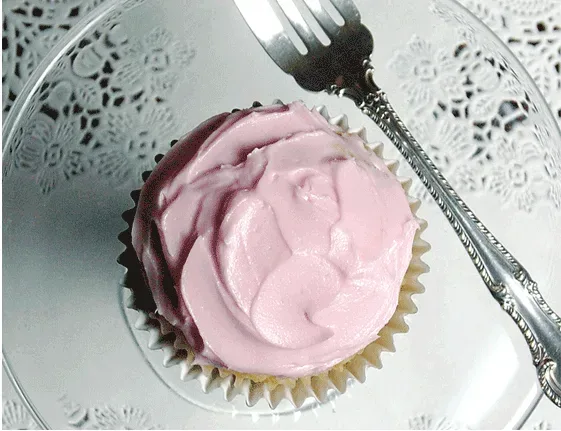 Natural food color frosting from India Tree