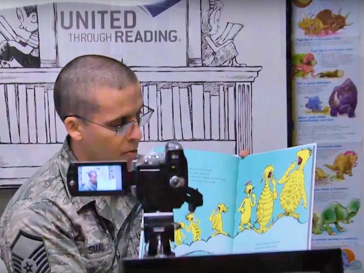 United Through Reading's 40 Million Stories campaign helps deployed military parents connect with their kids through reading
