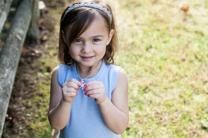 How to create a holiday outfit inspired by Elsa from Disney's Frozen