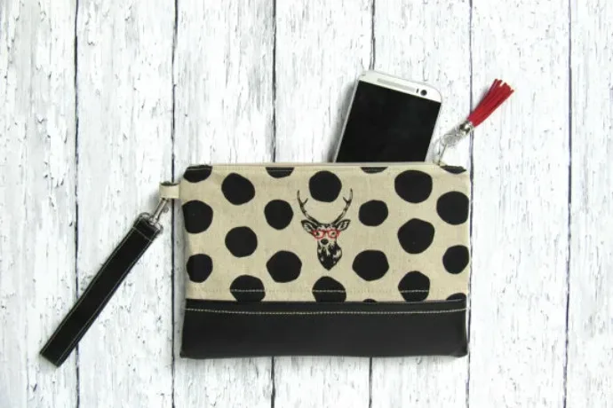 Deer Clutch