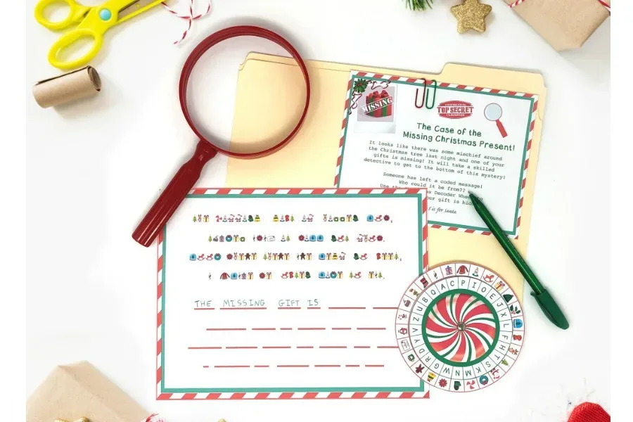 Christmas crafts: Free Christmas Secret Decoder Ring by BugabooCity