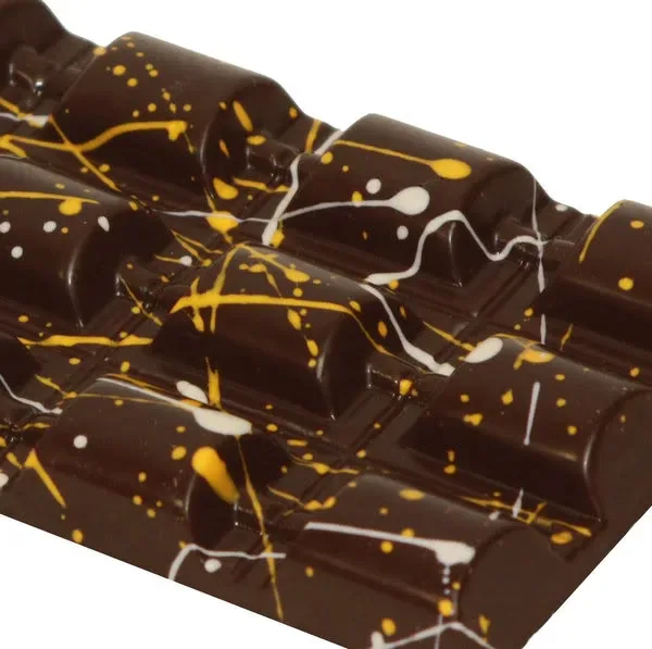 Art meets chocolate. I meet them both and swoon.