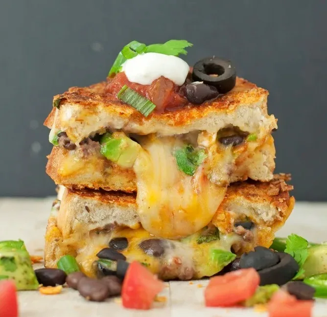 9 cheese-tastic grilled cheese recipes to celebrate National Grilled Cheese Month