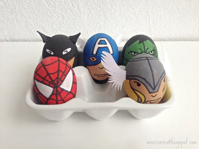 Superhero Easter egg decorating idea from Acecorico
