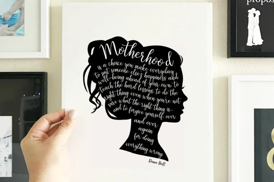 The most fabulous indie Mother's Day gifts that support women makers: Silhouette art from Le Papier Studio