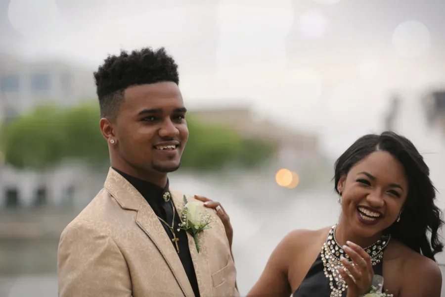 3 prom dress rental sites to save you time, money, and dressing room meltdowns