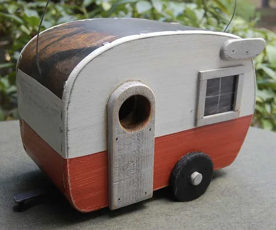 Birdhouse trailers = Home tweet home!