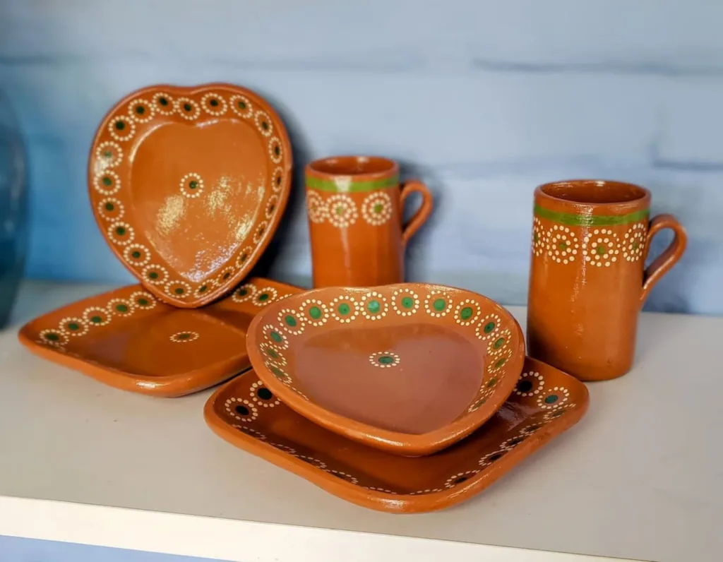 Handmade Mexican Terracotta Dishes (Etsy)