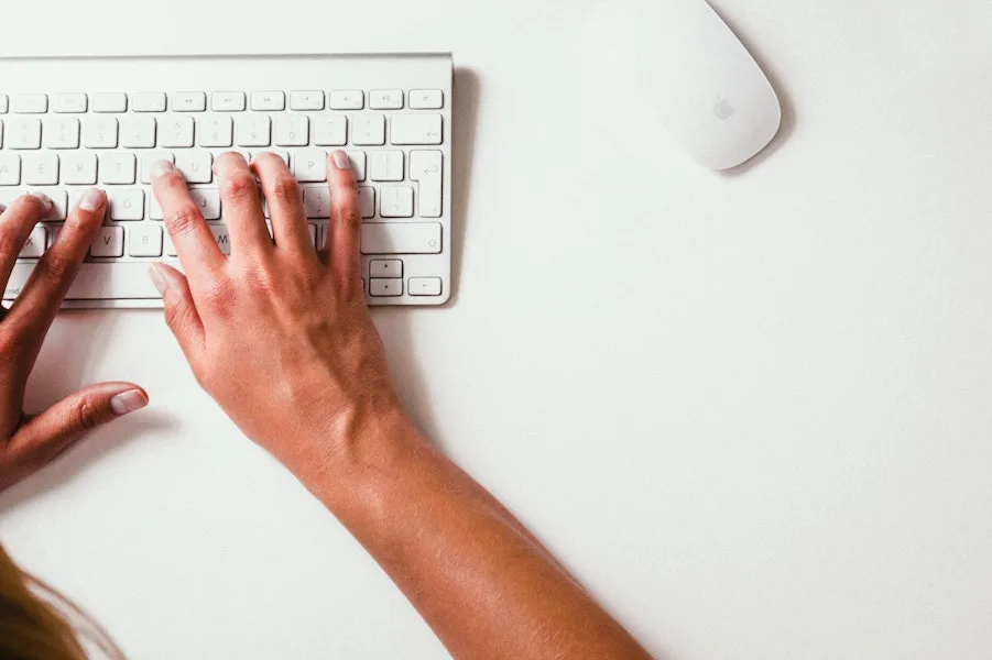 How to support independent publishers, bloggers, influencers and the content creators you love to help keep that content FREE