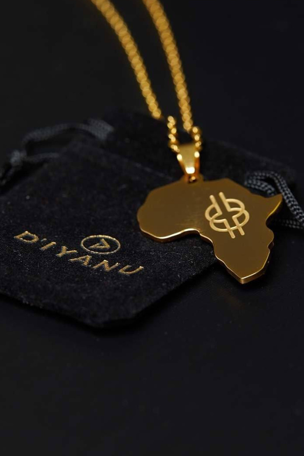 Symbolic jewelry gifts for grads: D'Iyanu gender-neutral African pendant with an Andinkra symbol of wisdom