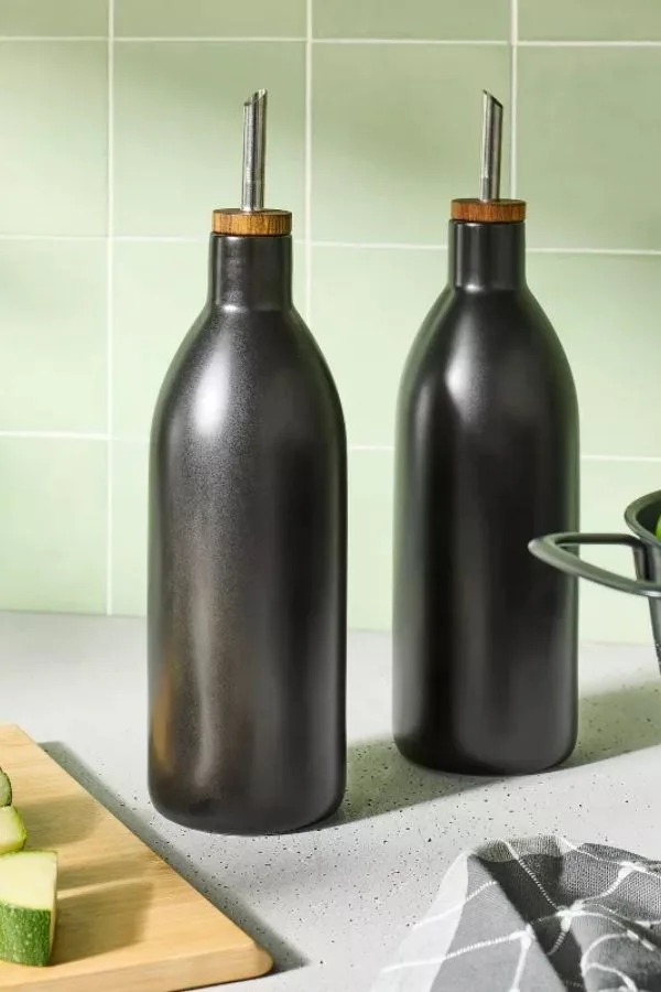 Ceramic Oil Pour Bottle - Figmint™