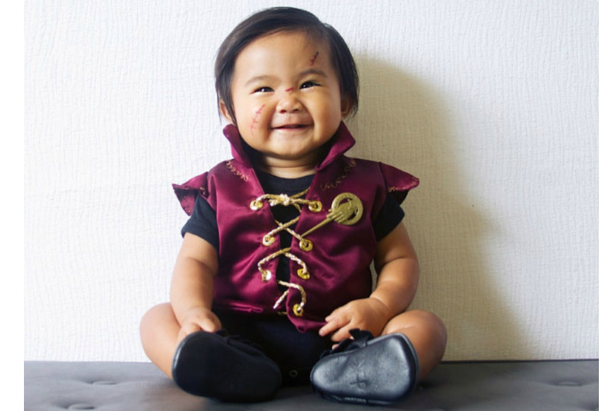 Hottest pop culture baby Halloween costumes: Tyrion Lannister! photo: Leniebelle Gallardo costume: Little Ivie Rose costume shop
