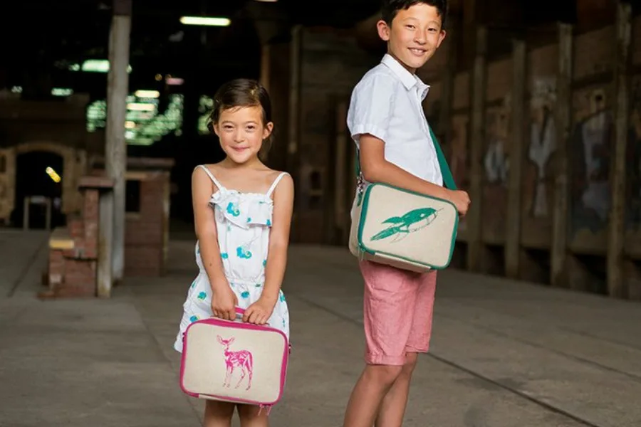 The 5 best durable lunch boxes and bags for kids. Here: SoYoung's coated raw linen bags