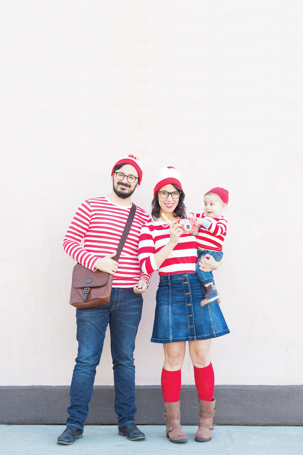 Red-and-White Striped Shirt (Waldo style)