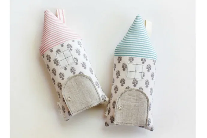 Handmade tooth fairy gifts: Gorgeous handmade pillows by Applewhite on Etsy