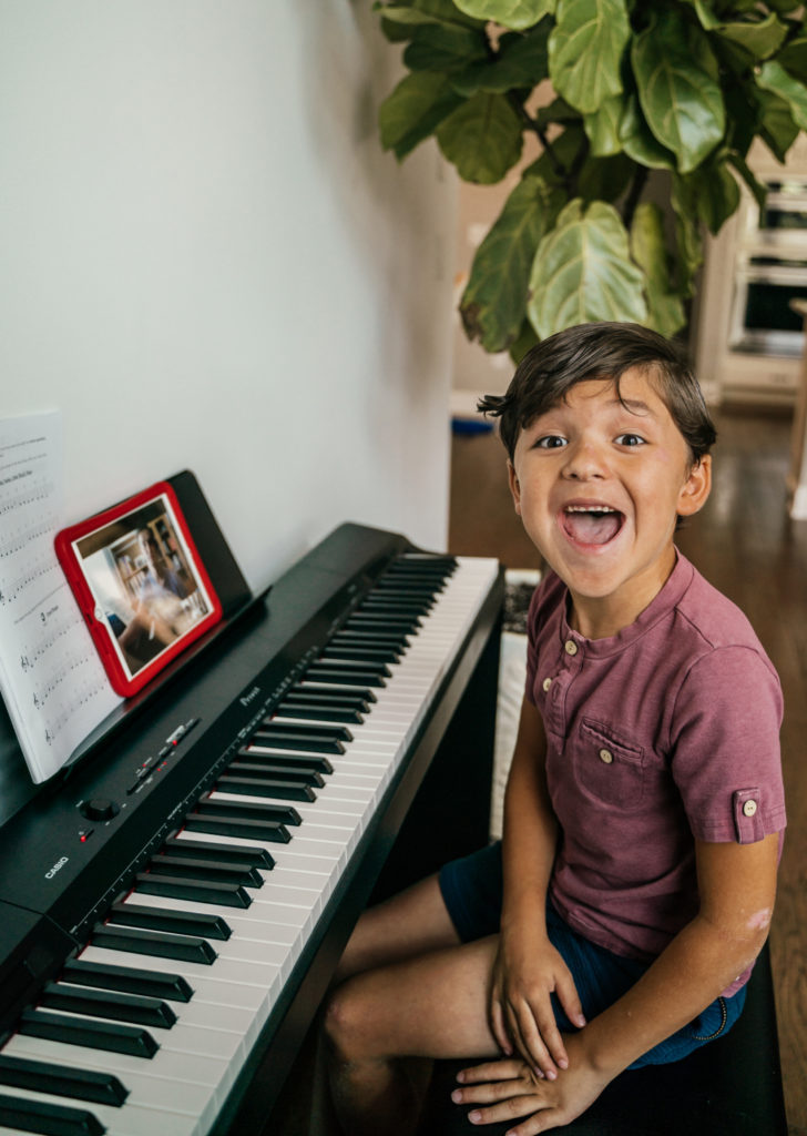 Virtu.Academy offers online music lessons at affordable prices: Last-minute gift ideas