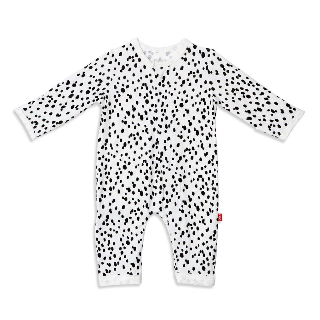 Magnetic Me pjs for babies snap easily and safely with magnets!