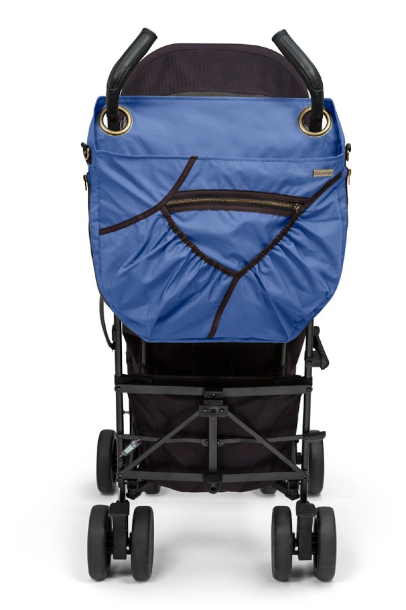 This style-savvy stroller bag moonlights as a messenger bag