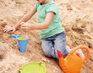 Haba beach toys: Not your ordinary shovel and pail