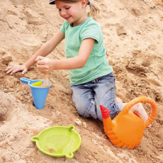 Haba beach toys: Not your ordinary shovel and pail