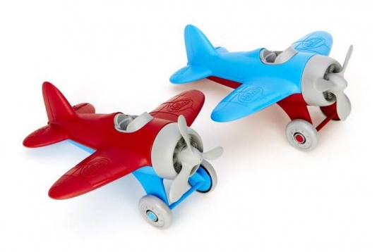 Planes, trains, and automobiles: 3 of the coolest eco-friendly toys this holiday