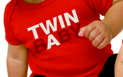 Twin sets for babies of type geeks