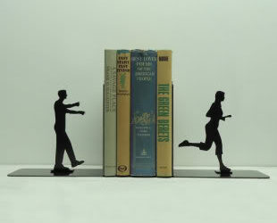 Organize your books from A to Zombie