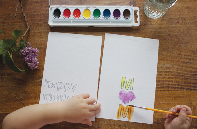 5 easy handmade Mother’s Day card ideas from the kids. Promise.