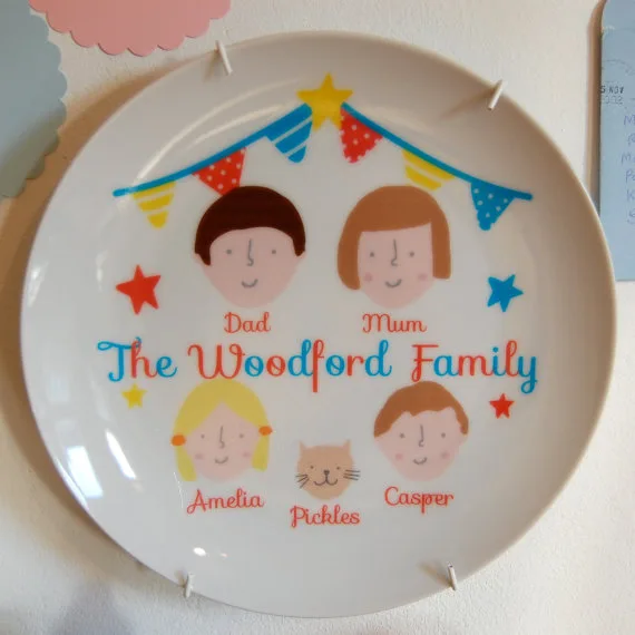 Personalized family plate | Cool Mom Picks