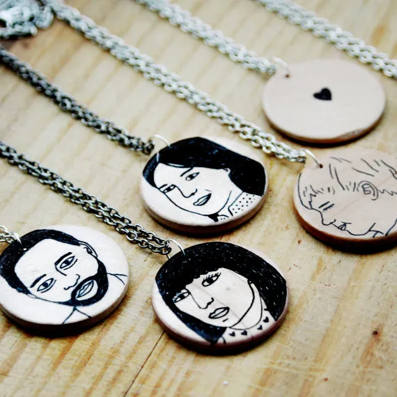 Custom portrait pendants by Todd Borka | Cool Mom Picks