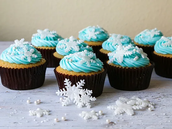 Frozen movie party recipes at Cool Mom Picks: Snowflake Cupcakes from The Chi