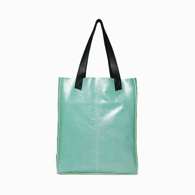 Pretty leather summer totes, now made in the U.S.A.