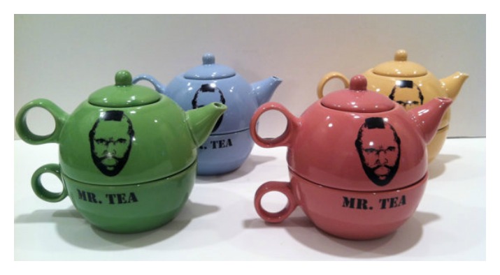 I pity the fool who doesn’t like this Mr. T teapot set
