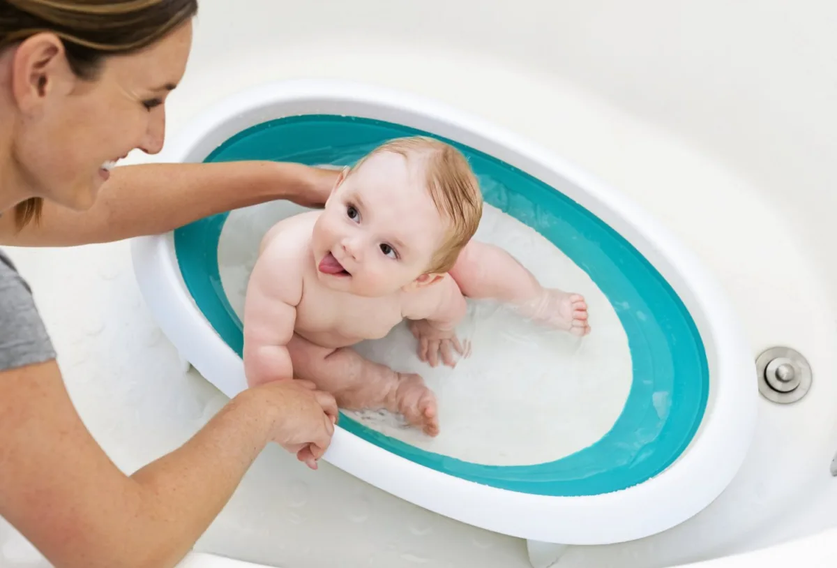 Boon Naked Collapsible Baby Bathtub