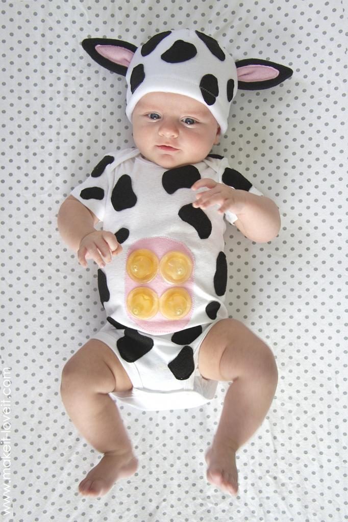 Creative Halloween costumes for baby: Cow with nipples rom Make It & Love It 