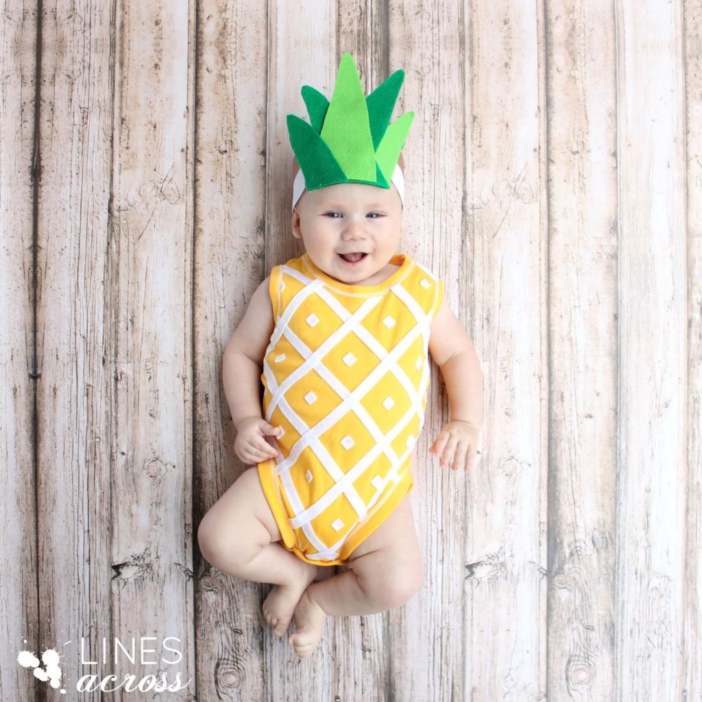 Creative Halloween costumes for baby: Pineapple at Lines Across