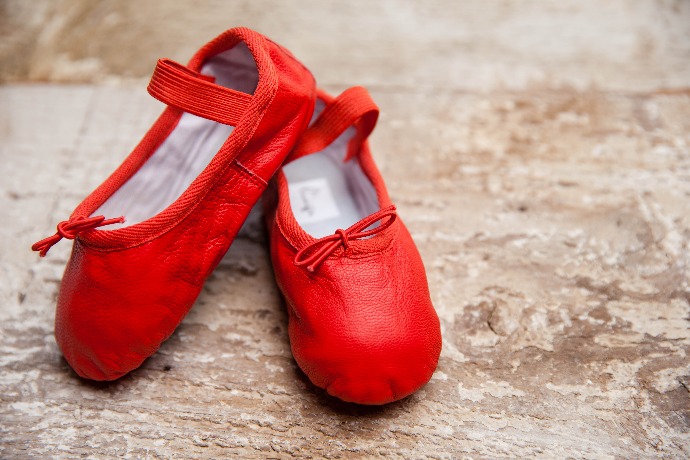 Valentine's gifts for babies: Linge leather ballet flats