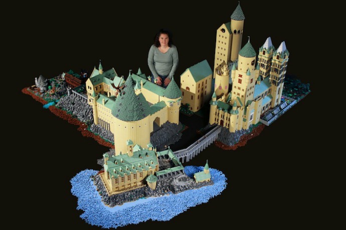 A LEGO Hogwarts that’s not to be believed.