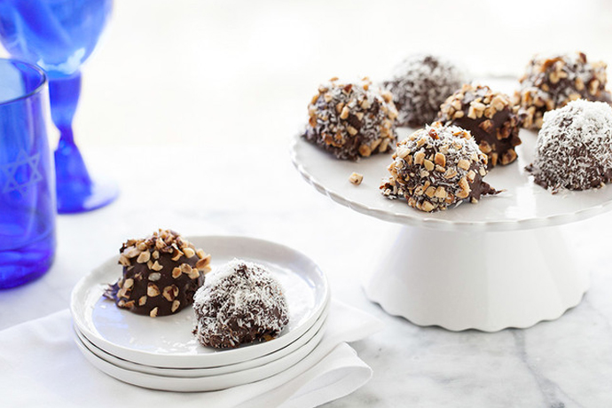 Passover dessert recipes: Cake Bites | Tori Avey