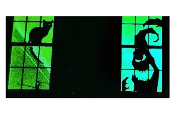 Scary Halloween decorations: Snazzy Little Things' DIY silhouettes
