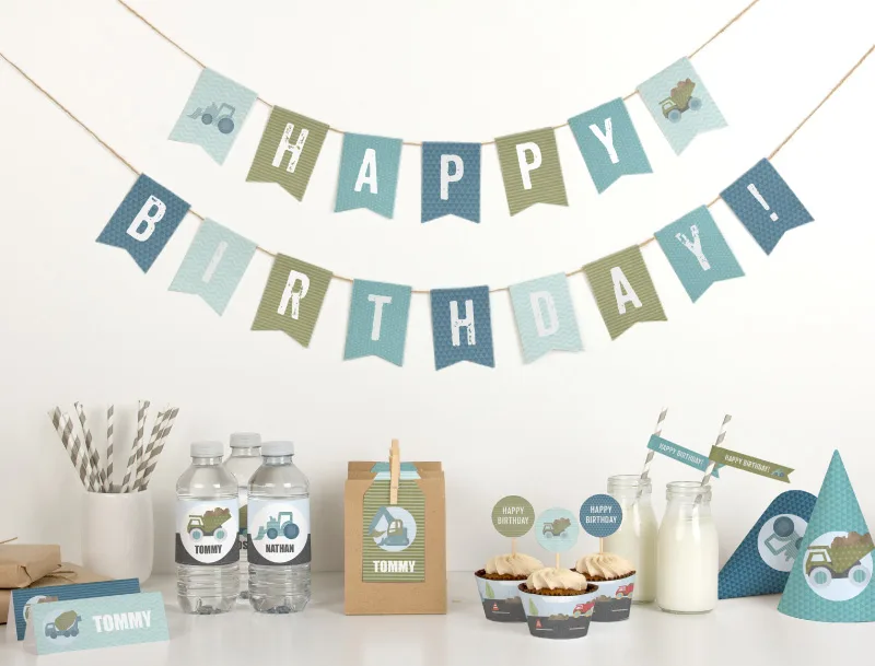 Free construction party printable for kids, customized with your child's name. (Yes, free!)