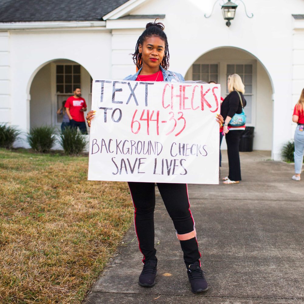 Strengthen background checks for gun purchases by texting CHECKS to 644-33 | Moms Demand