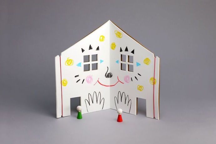Creative kids can now design their own dream dollhouse and take it everywhere they go