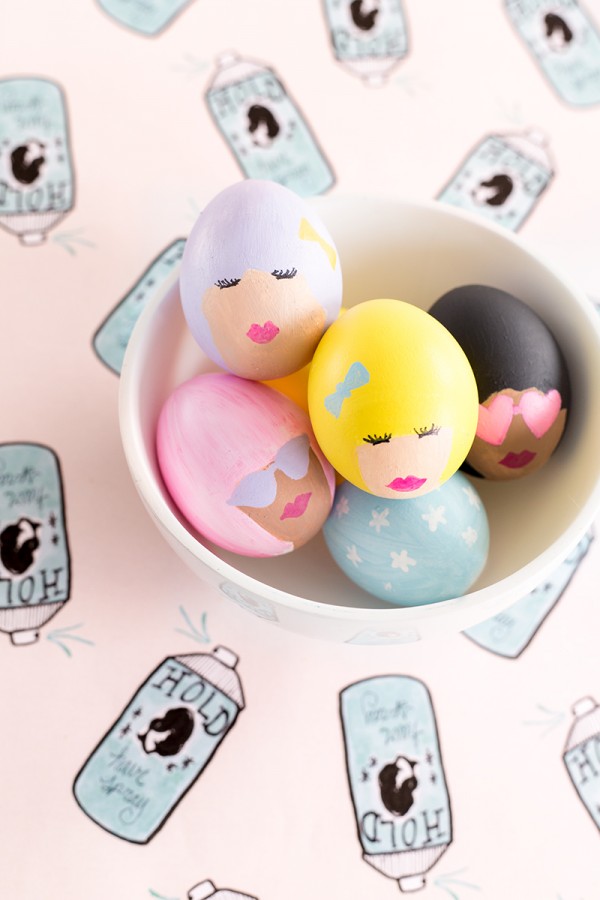 Sharpie Easter Eggs Ideas:DIY retro bouffant ladies using paints + Sharpies | Instructions at Studio DIY