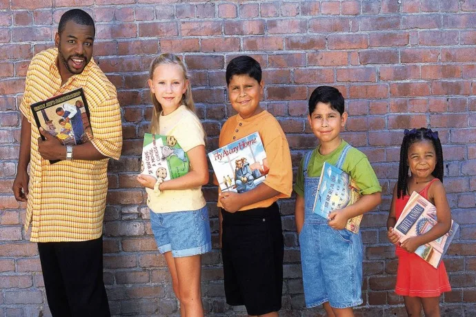 3 tips from LeVar Burton to help get your kids excited about reading