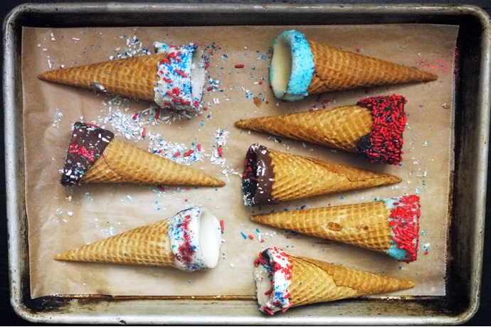 How to make these adorable chocolate dipped Ice Cream Cones for 4th of July or any summer celebration | Cool Mom Eats