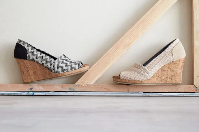 6 of our favorite stylish, comfortable wedge sandals you can wear even if you’re chasing kids around